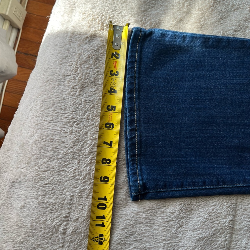 Levi’s 726 High Rise Flare Jeans 27x32 - image 7